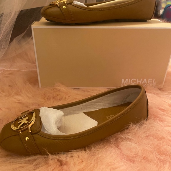 Woman shoes - Picture 9 of 14